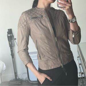 Leather Jacket 100% leather.  3/4 sleeves. Made in Italy. XS. Nude color